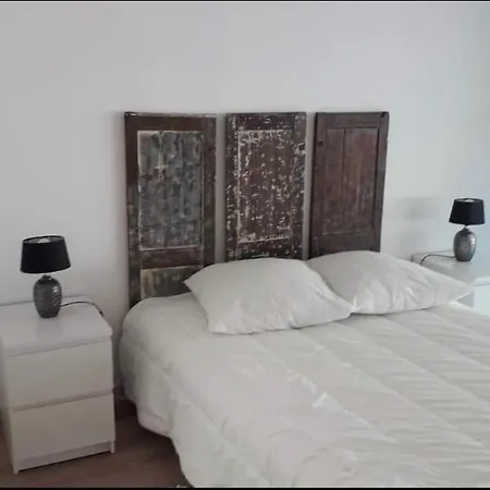 Holiday home Entre Terre Et